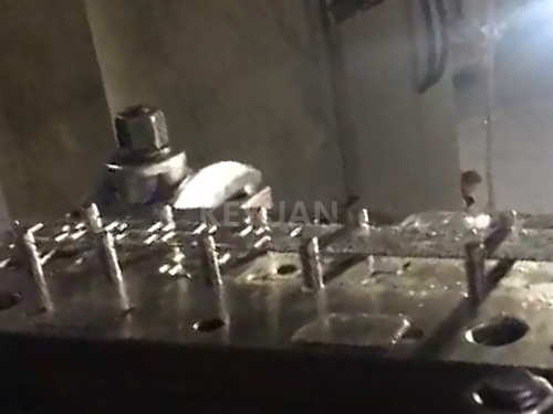 不鏽鋼衝剪油有效防止金屬劃傷擦傷